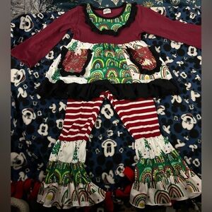 NWOT Girls Size M(3years) Colorful Holiday Outfit with Striped Pants